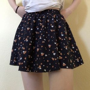 Heart Patterned Skirt NWOT